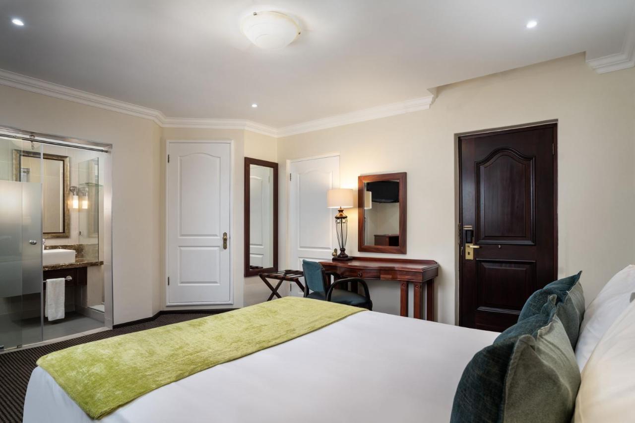 Premier Hotel Regent East London Esterno foto