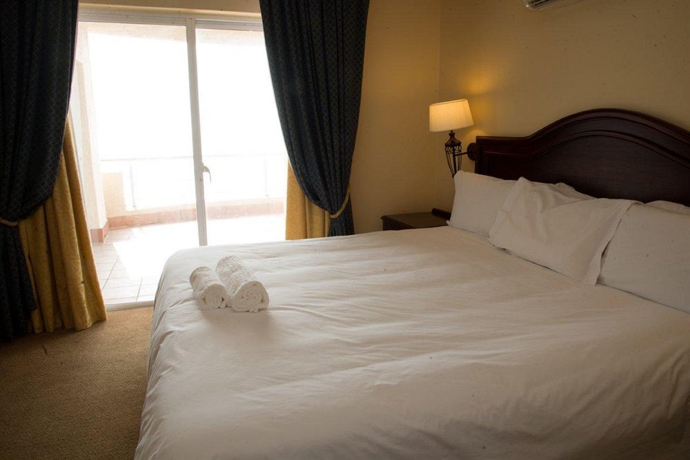 Premier Hotel Regent East London Esterno foto