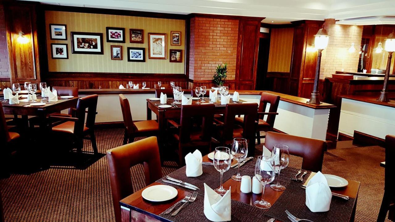 Premier Hotel Regent East London Esterno foto